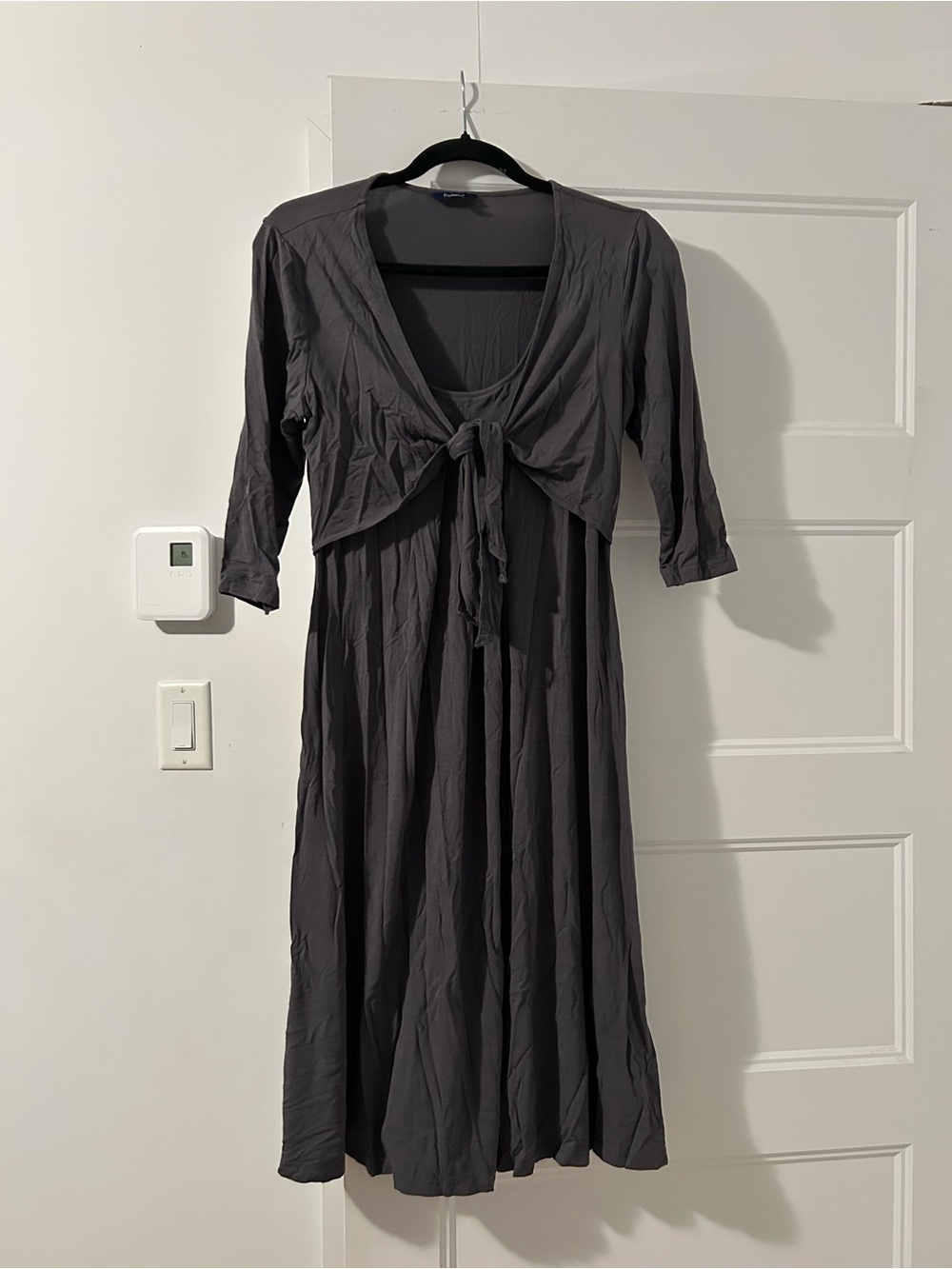 Reitmans Charcoal Tie-Front Midi Dress